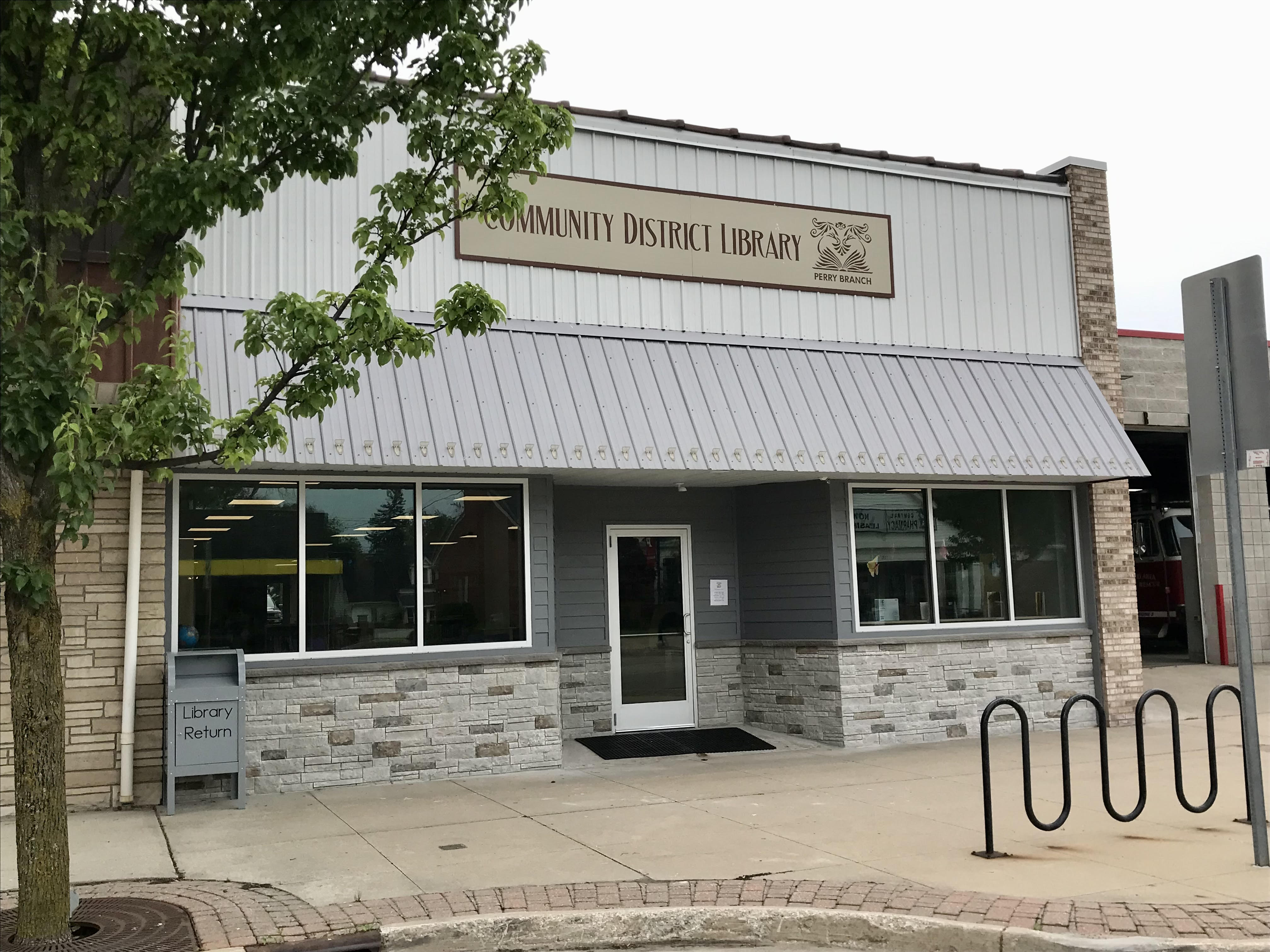 Locations & Hours Community District Library
